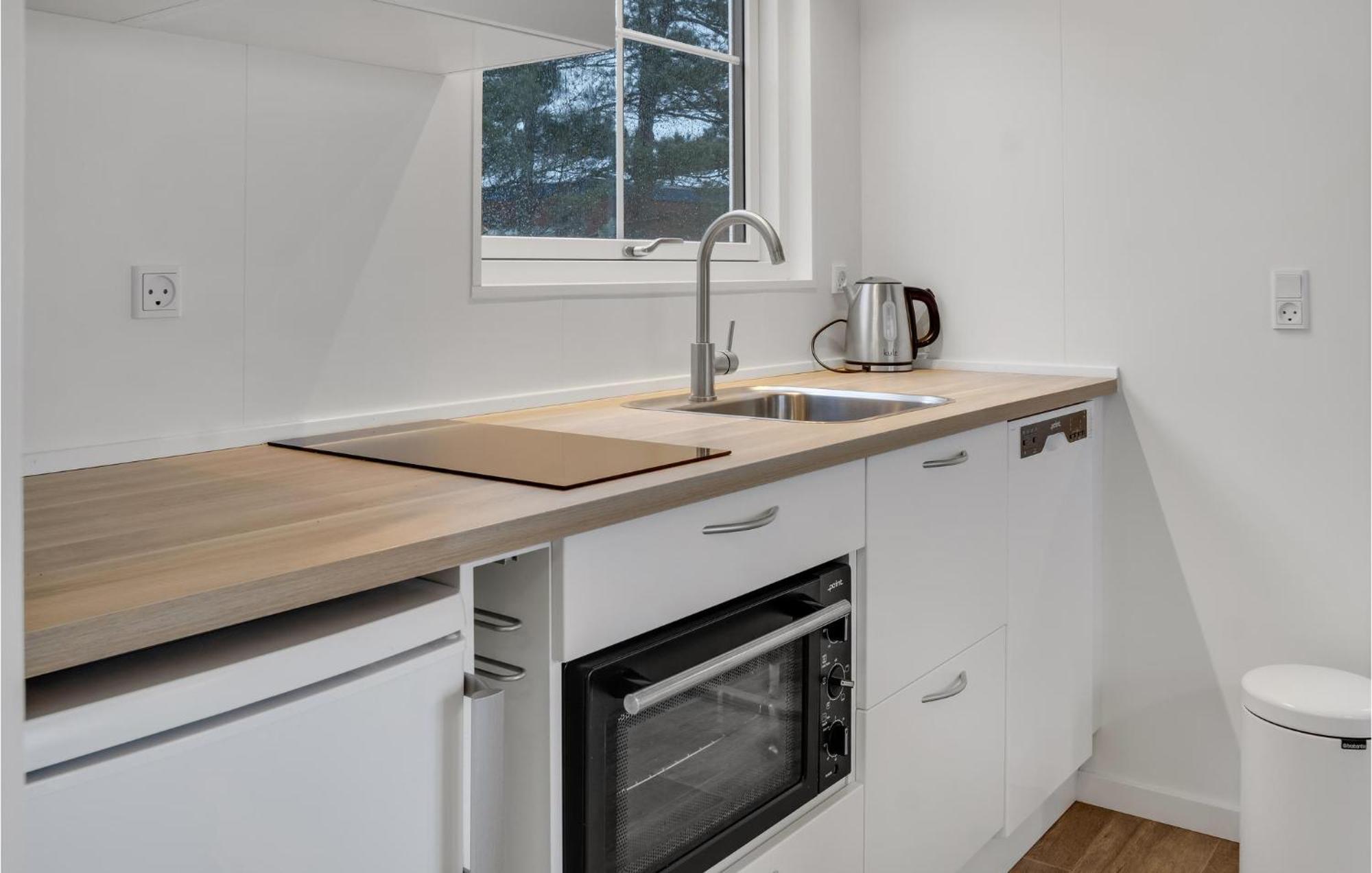 2 Bedroom Nice Apartment In Vaeggerlose Boto By Екстер'єр фото